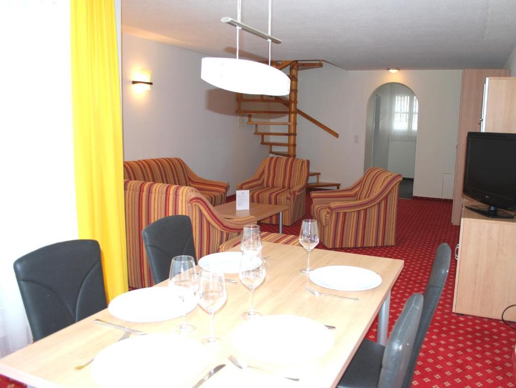 Apart Holidays Morschach Phòng bức ảnh